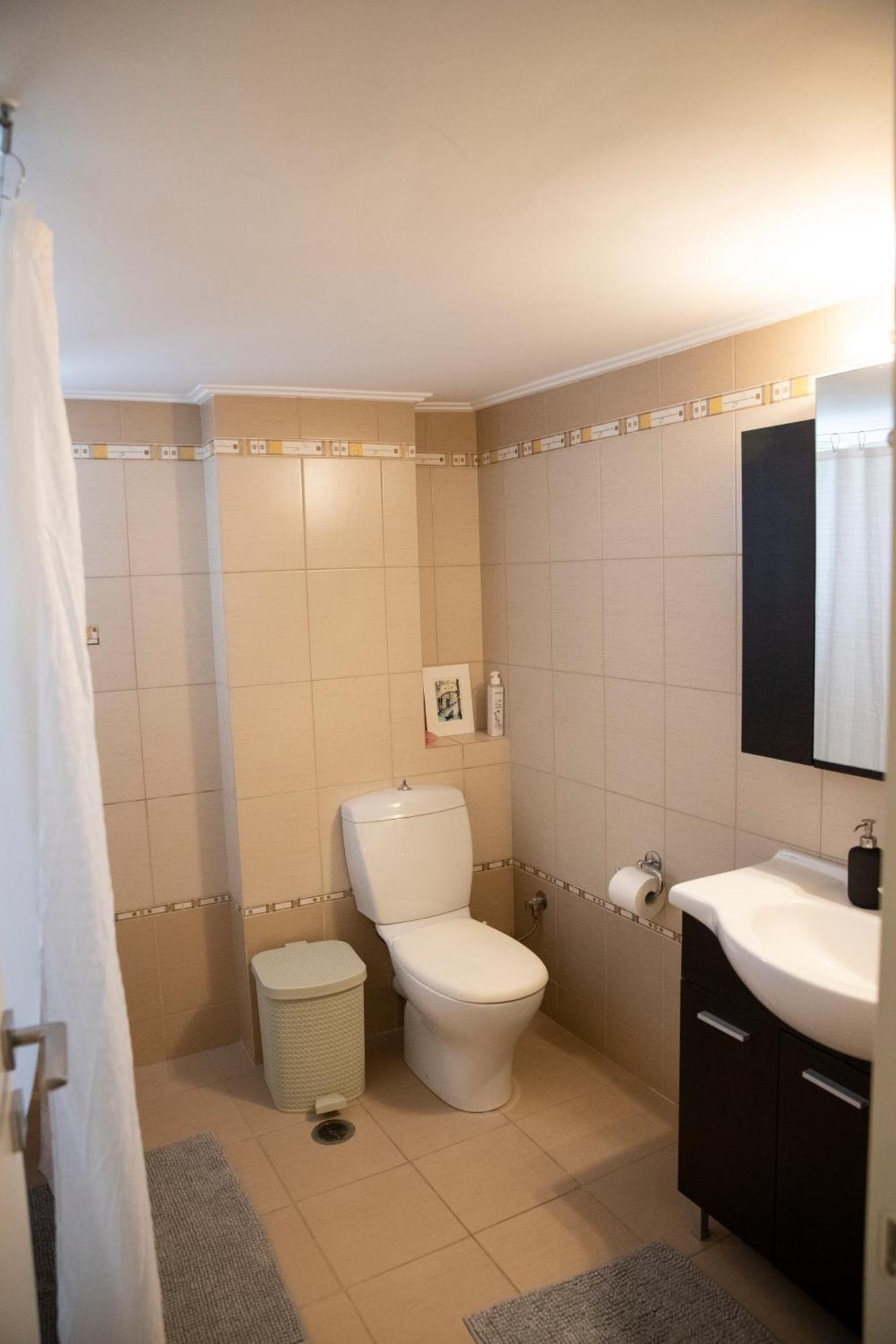 Spacious Glyfada Golf 4Br -Near Beach + Shops Athens Ngoại thất bức ảnh